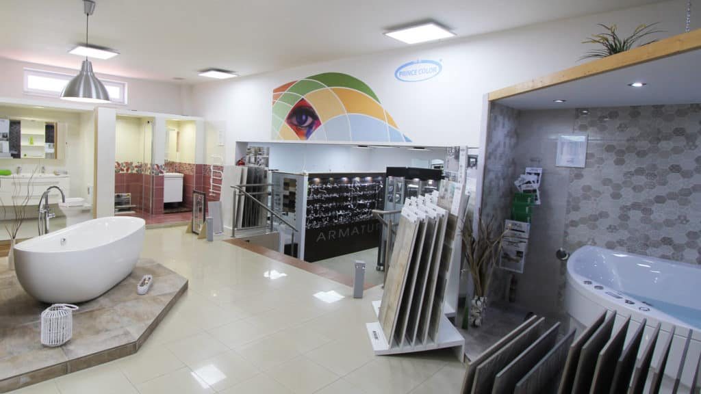 Showroom v Klatovech s volně stojící vanou